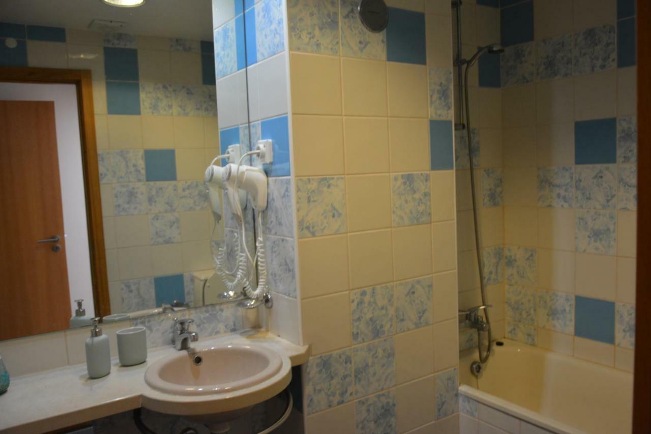 Beautiful Apartment In Albufeira Marina Ngoại thất bức ảnh